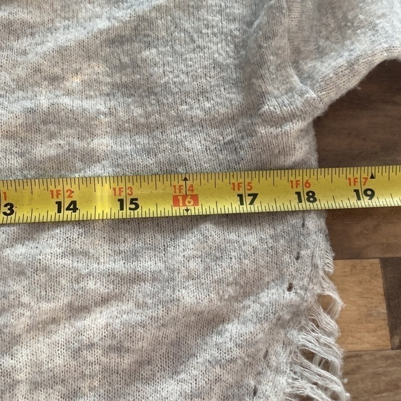 One grey day wool blend shredded back sweater sz XS - Picture 9 of 9